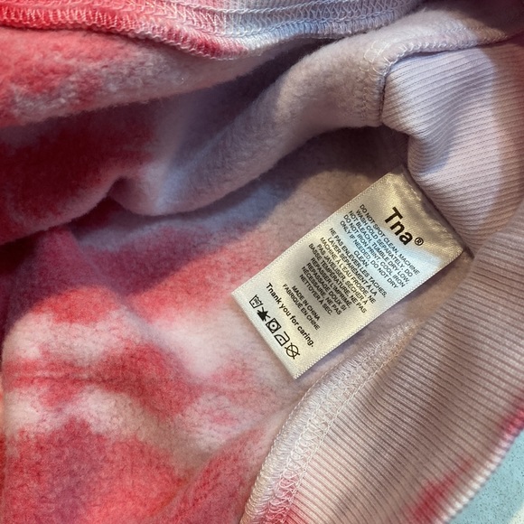 NEW TNA Cozy Fleece Mega tie-dye crew Sweater ⭐️⭐️⭐️⭐️ - Picture 13 of 13